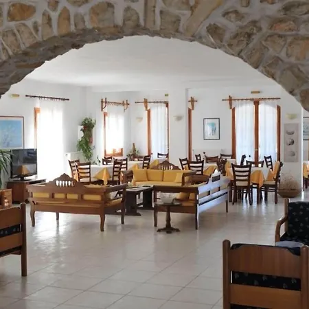 Eri Hotel